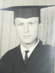 » Roberto Kunzendorff formou na Universidade Luterana do Brasil, de Porto Alegre, em 1966